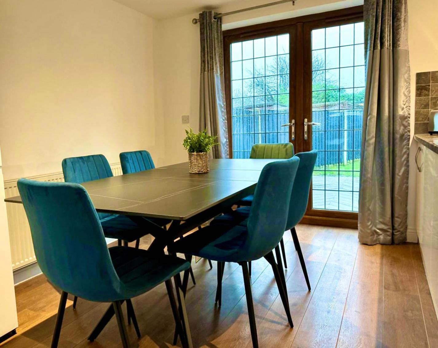 3Br House Ossett-Wakefield, Free Parking 3 Cars Wi Fi Long Stays Extérieur photo