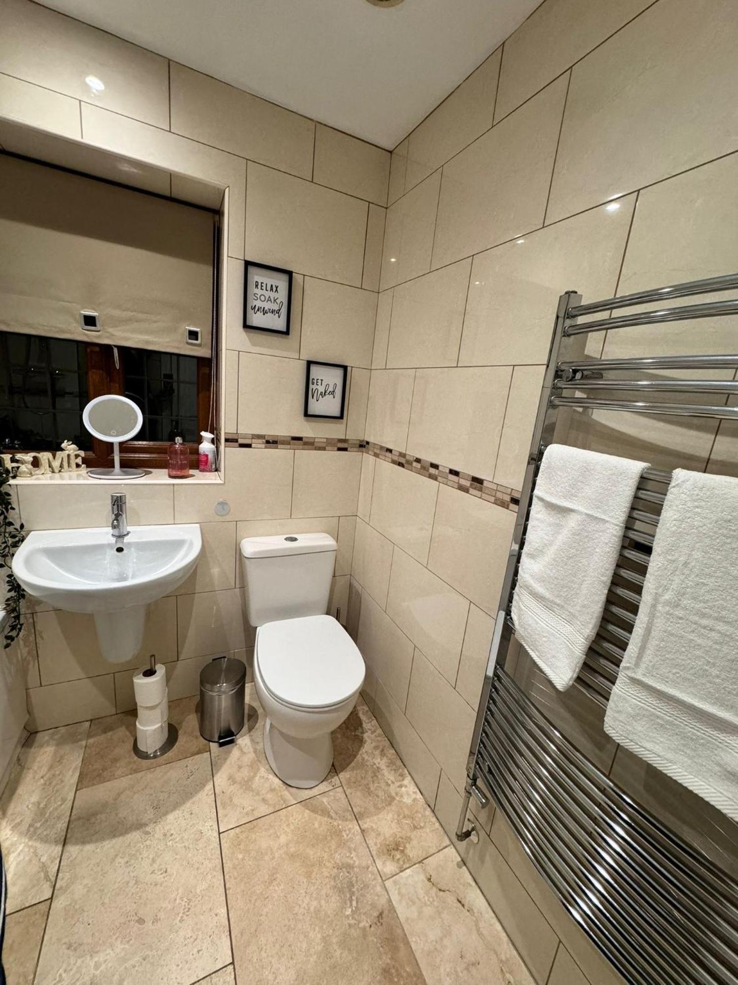 3Br House Ossett-Wakefield, Free Parking 3 Cars Wi Fi Long Stays Extérieur photo