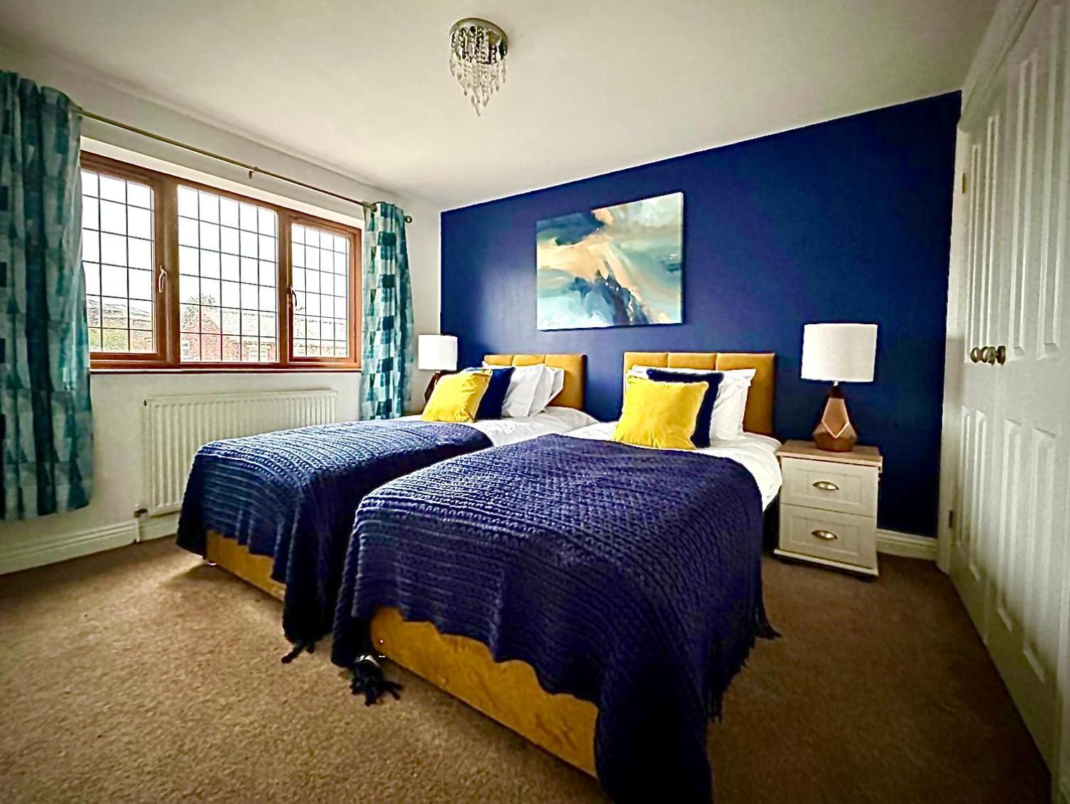 3Br House Ossett-Wakefield, Free Parking 3 Cars Wi Fi Long Stays Extérieur photo