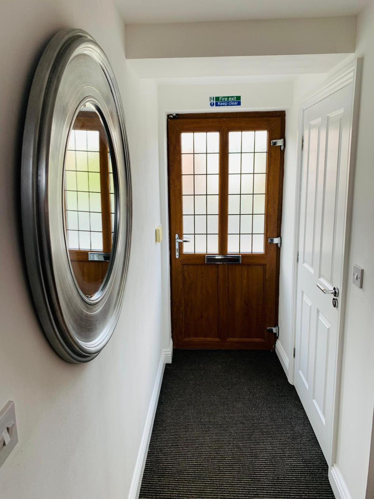 3Br House Ossett-Wakefield, Free Parking 3 Cars Wi Fi Long Stays Extérieur photo